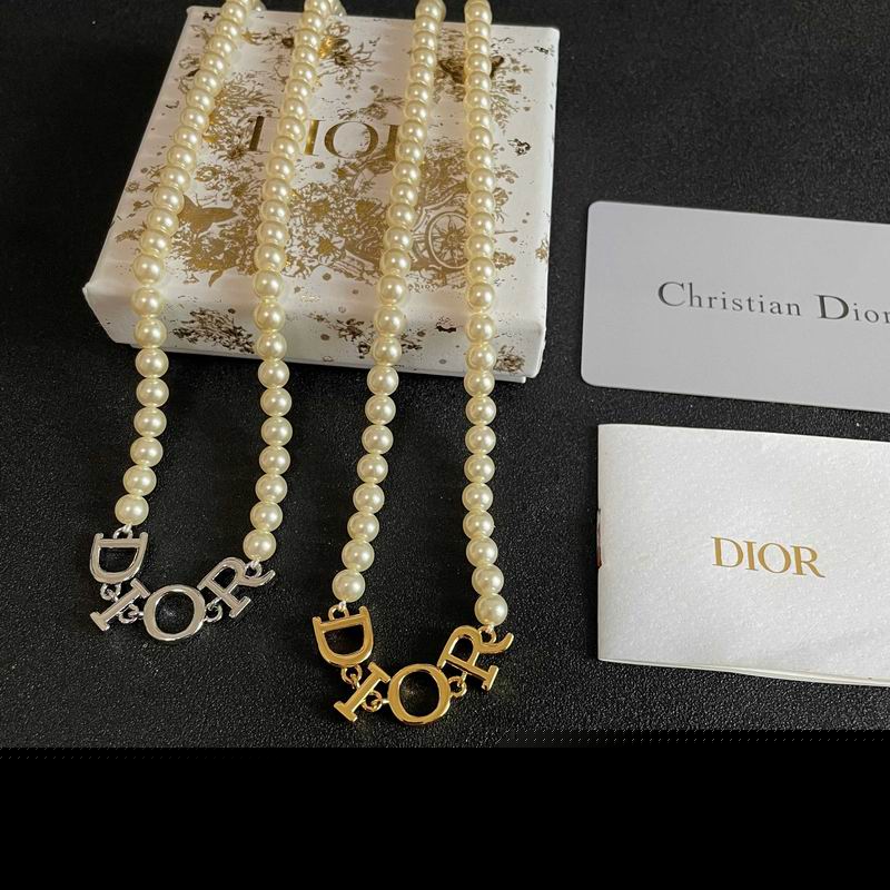 Dior Necklace 06yxs31